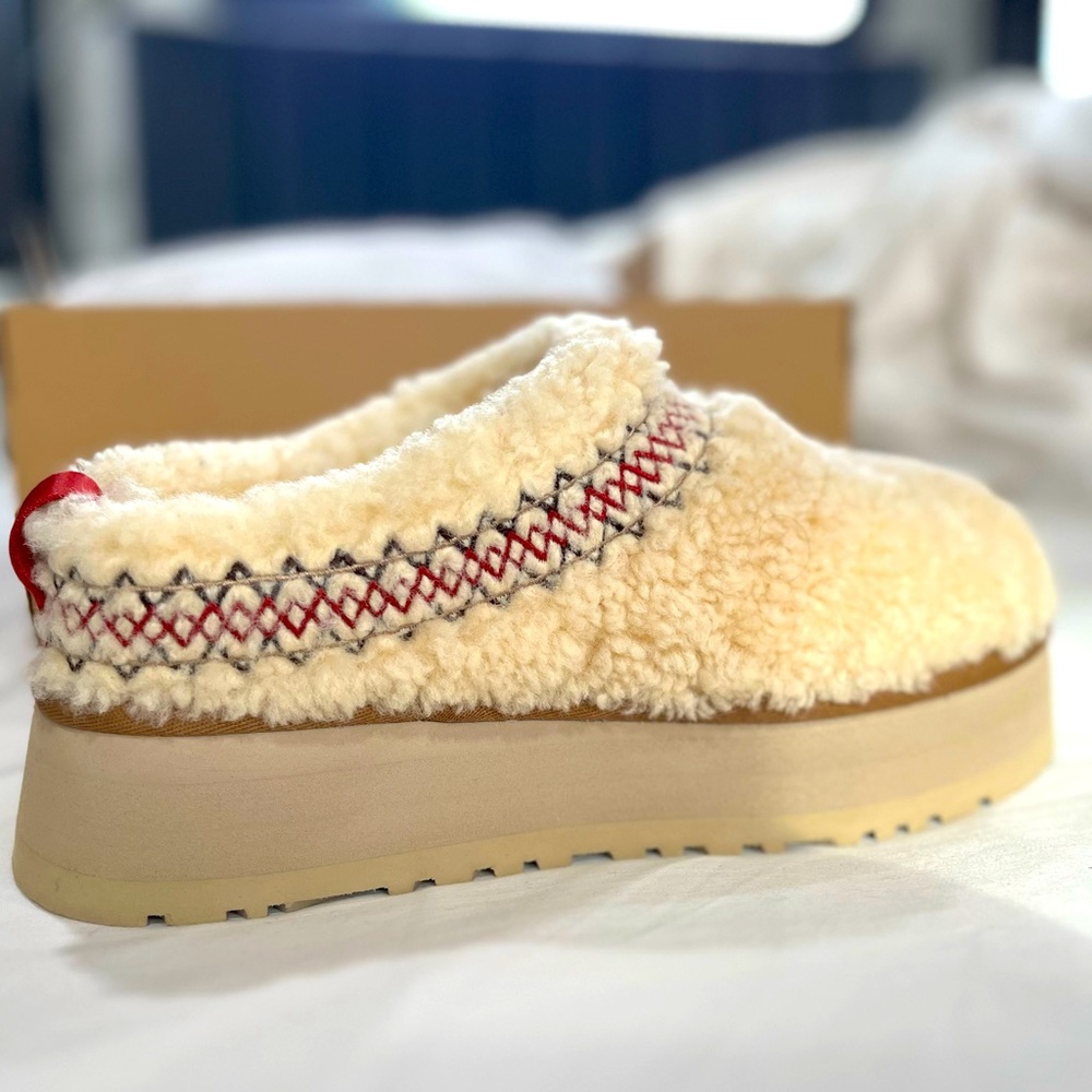 UGG Tazz Braid Slippers Natural